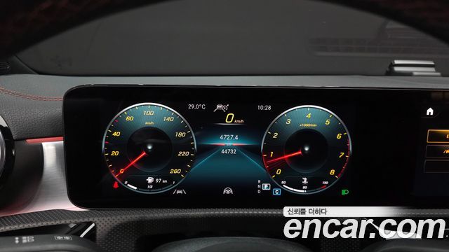 Mercedes-Benz CLA-Class (C118) CLA250 4MATIC 2023 — фото 8