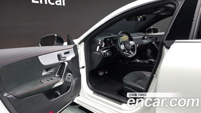Mercedes-Benz CLA-Class (C118) CLA250 4MATIC 2023 — фото 10