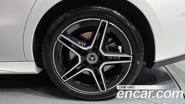 Mercedes-Benz CLA-Class (C118) CLA250 4MATIC 2023 — фото 21