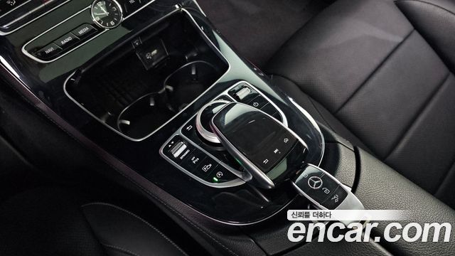 Mercedes-Benz E-Class (W213) E300 Avantgarde 2019 — фото 9