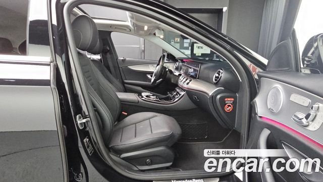 Mercedes-Benz E-Class (W213) E300 Avantgarde 2019 — фото 12