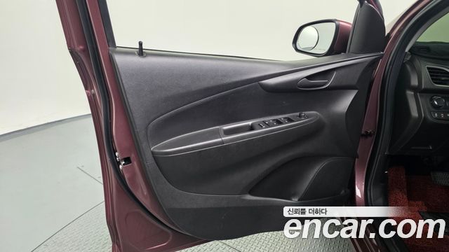 Chevrolet Spark LT 2019 — фото 24