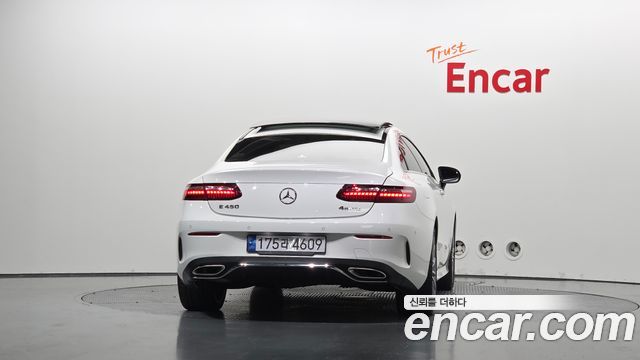 Mercedes-Benz E-Class (W213) E450 4MATIC Coupe 2022 — фото 4