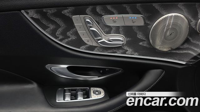 Mercedes-Benz E-Class (W213) E450 4MATIC Coupe 2022 — фото 29
