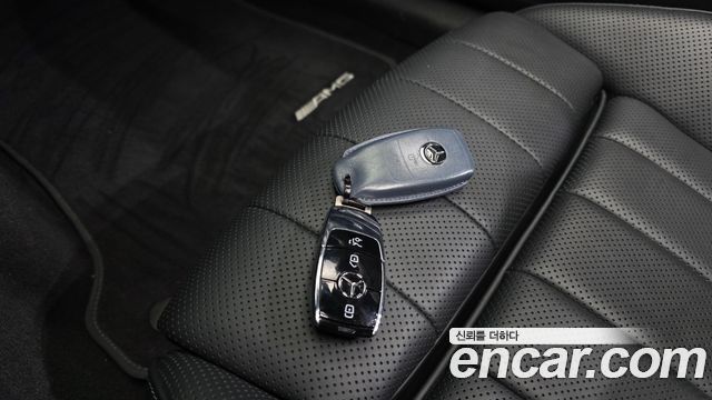 Mercedes-Benz E-Class (W213) E450 4MATIC Coupe 2022 — фото 31