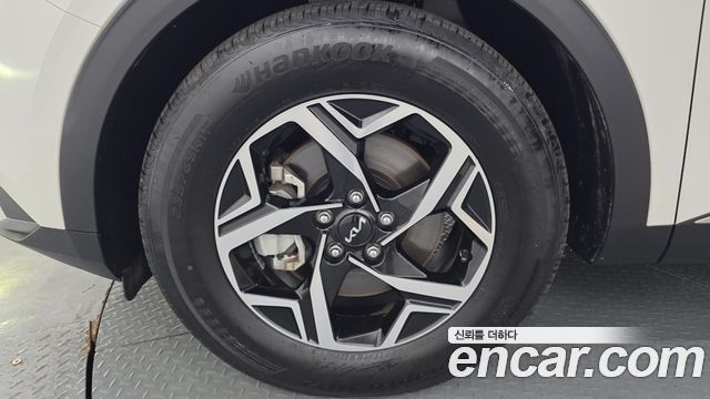 Kia Sportage (V) Diesel 2.0 4WD Trendy 2023 — фото 5