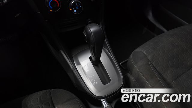 Chevrolet Trax 1.4 LS Deluxe 2015 — фото 9