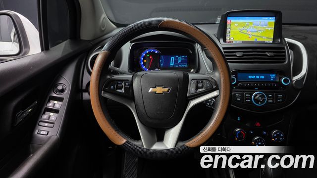 Chevrolet Trax 1.4 LS Deluxe 2015 — фото 13