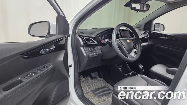 Chevrolet Spark Premier 2022 — фото 10