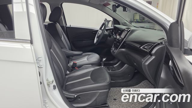 Chevrolet Spark Premier 2022 — фото 11