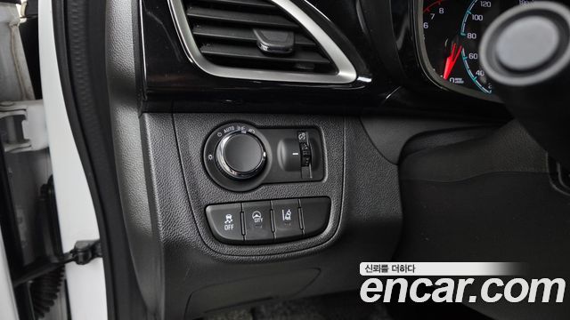 Chevrolet Spark Premier 2022 — фото 18