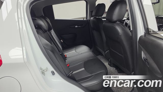 Chevrolet Spark Premier 2022 — фото 26