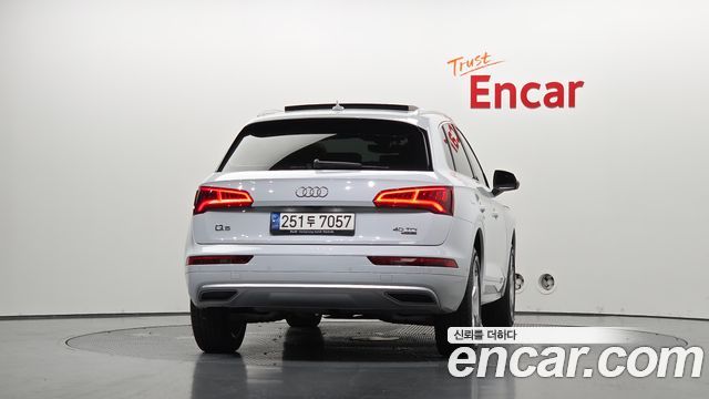 Audi Q5 (FY) 40 TDI Quattro Premium 2020 — фото 4