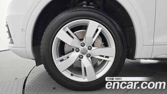 Audi Q5 (FY) 40 TDI Quattro Premium 2020 — фото 5