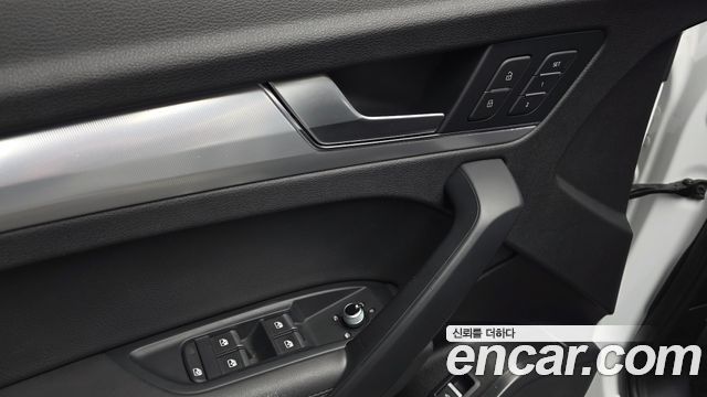 Audi Q5 (FY) 40 TDI Quattro Premium 2020 — фото 32