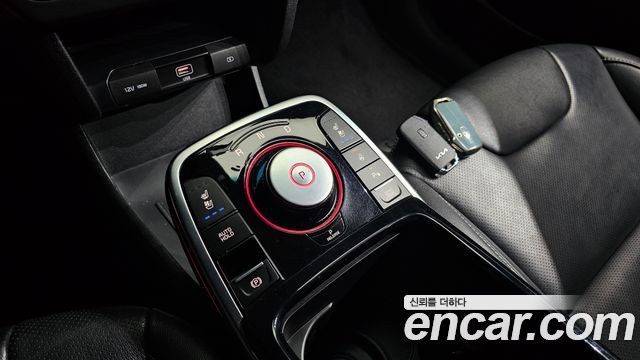 Kia Niro EV Noblesse 2022 — фото 9