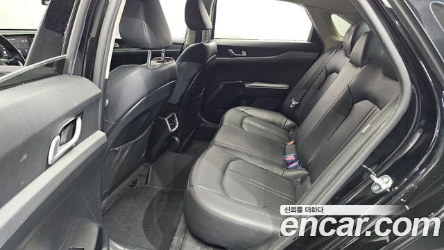Kia K5 (III) 2.0 Prestige 2023 — фото 12