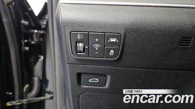 Kia K5 (III) 2.0 Prestige 2023 — фото 14