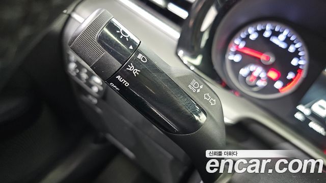 Kia K5 (III) 2.0 Prestige 2023 — фото 19