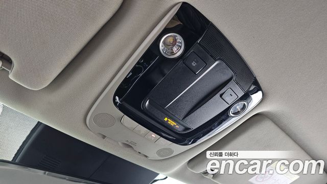 Kia K5 (III) 2.0 Prestige 2023 — фото 29