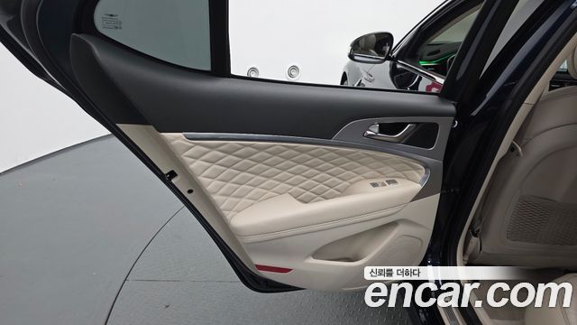 Genesis G70 2.0T AWD Elite 2019 — фото 25