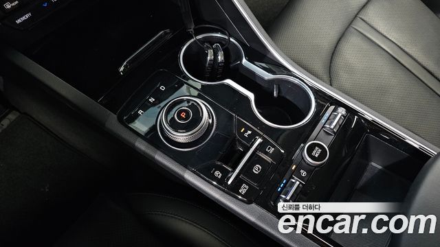 Kia K5 (III) 2.0 Prestige 2022 — фото 9