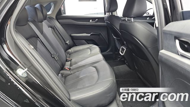 Kia K5 (III) 2.0 Prestige 2022 — фото 11