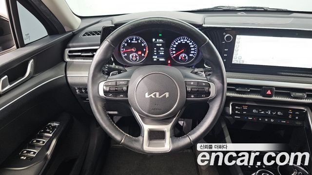 Kia K5 (III) 2.0 Prestige 2022 — фото 15