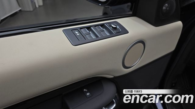 Land Rover Discovery 5 2.0 SD4 SE 2018 — фото 19