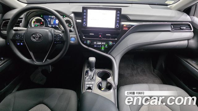 Toyota Camry (XV70) 2.5 LE Hybrid 2024 — фото 7