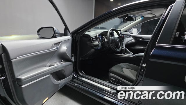 Toyota Camry (XV70) 2.5 LE Hybrid 2024 — фото 10