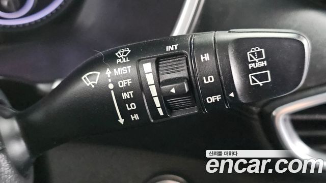 Hyundai Santa Fe Diesel 2.2 2WD Premium Choice 2021 — фото 32
