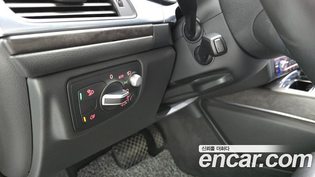 Audi A6 35 TDI Premium C7 2018 — фото 18