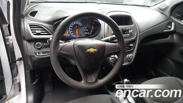 Chevrolet Spark Van 2020 — фото 12