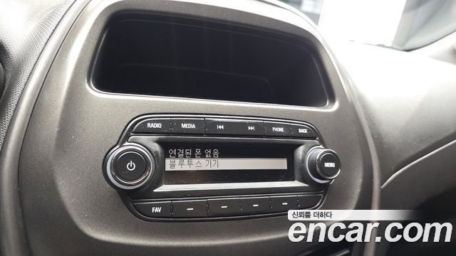 Chevrolet Spark Van 2020 — фото 15