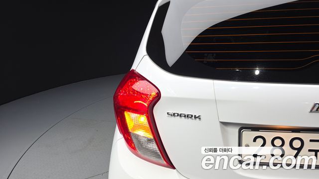 Chevrolet Spark Van 2020 — фото 23