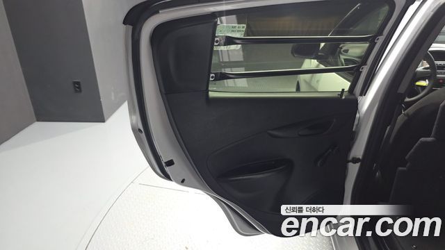 Chevrolet Spark Van 2020 — фото 25
