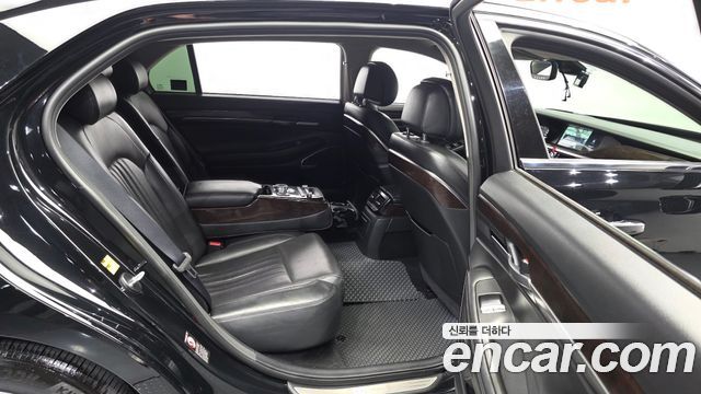Genesis EQ900 3.8 GDI AWD Premium Luxury 2016 — фото 12