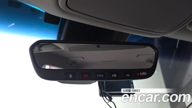 Genesis EQ900 3.8 GDI AWD Premium Luxury 2016 — фото 17