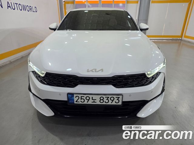Kia K5 (III) 1.6 Turbo Signature 2022 — фото 2