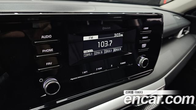 Kia K5 (III) 2.0 Trendy 2023 — фото 15