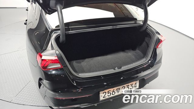 Kia K5 (III) 2.0 Trendy 2023 — фото 33