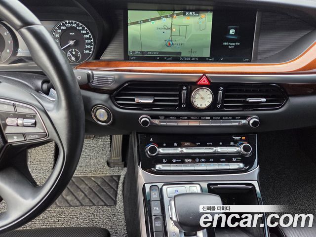 Genesis EQ900 3.8 GDI AWD Prestige 2016 — фото 16