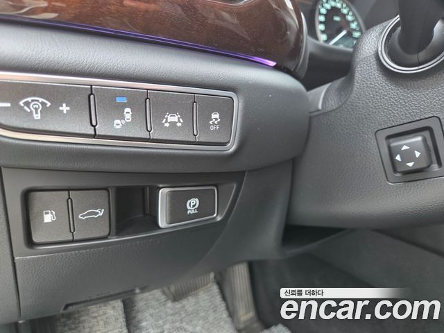 Genesis EQ900 3.8 GDI AWD Prestige 2016 — фото 18