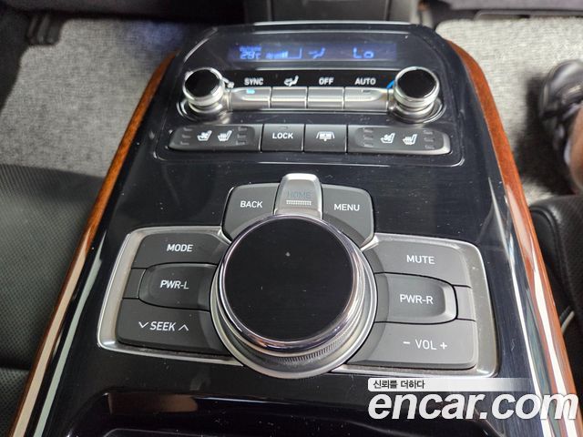 Genesis EQ900 3.8 GDI AWD Prestige 2016 — фото 19