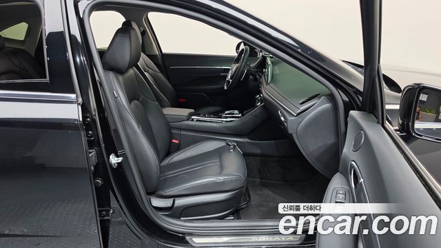 Hyundai Sonata (DN8) 2.0 Premium Plus 2022 — фото 26