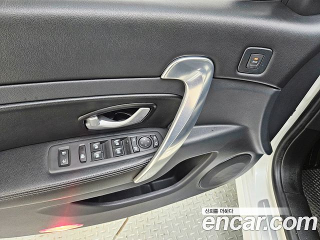 Renault Korea SM5 Platinum LE Standard 2014 — фото 18
