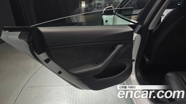 Tesla Model 3 Long Range AWD 2021 — фото 25