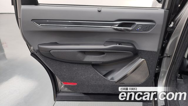 Kia EV9 Long Range 4WD GT Line 2026 — фото 25