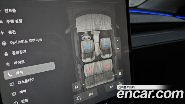 Tesla Model Y Long Range AWD 2025 — фото 16
